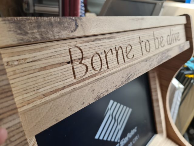 Borne Arcade Baubuche — Creabais, mobilier sur-mesure