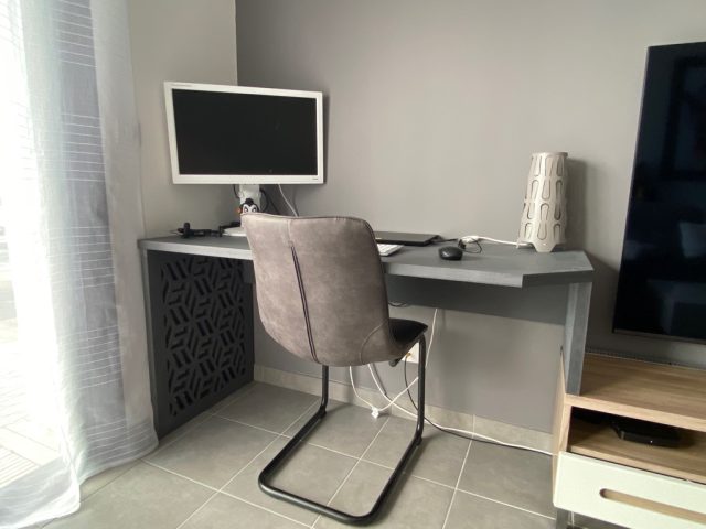Bureau Valchromat Noir — Creabais, mobilier sur-mesure