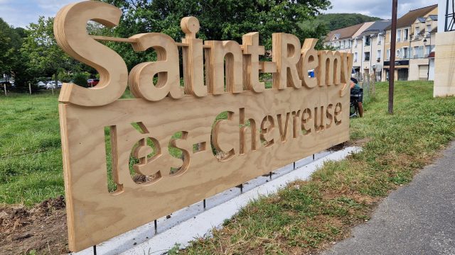 Lettrage St Remy Pin Maritime — Creabais, mobilier sur-mesure